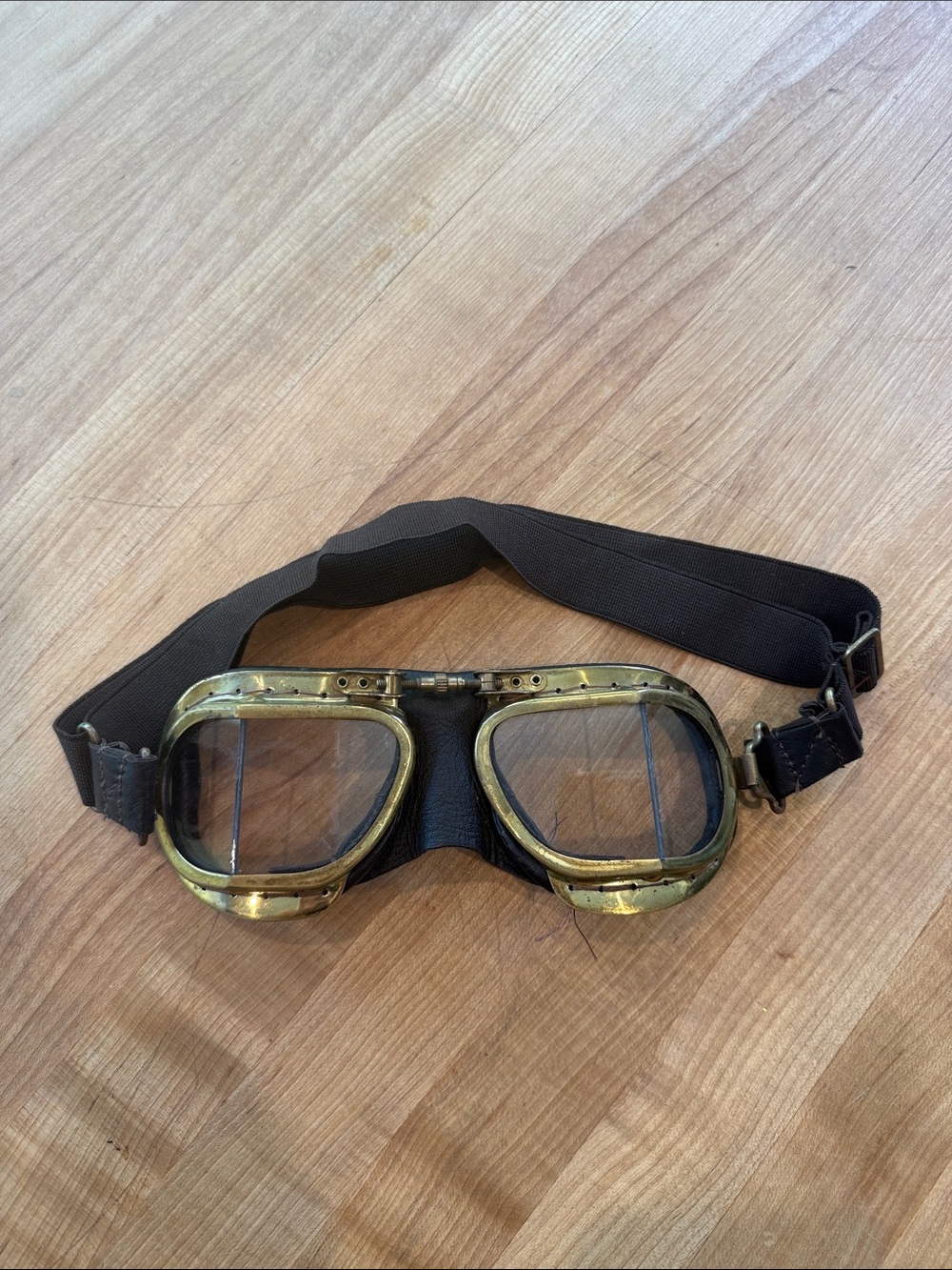 Vintage-Style Brass Men’s Goggles - Brown Strap